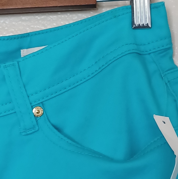 NWT Nicki Minaj Blue Mid Rise Shorts Size 13/14 - Picture 3 of 12